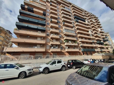 Appartamento in Vendita in Via Carlo Goldoni 9 a Palermo