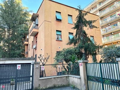 Appartamento in Vendita in Via delle Resede 7 a Roma