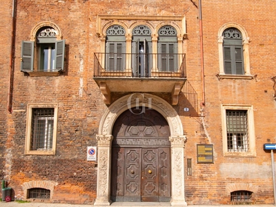 Appartamento in Vendita in Via Don Enrico Tazzoli a Verona