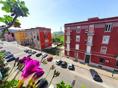 Appartamento in Vendita in Via Enrico Cocchia a Napoli
