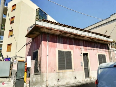 Appartamento in Vendita in Via Etnea 69 A a Gravina di Catania