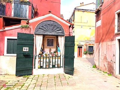 Appartamento in Vendita in Via Giuseppe Garibaldi a Venezia
