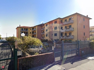 Appartamento in Vendita in Via Pompeo Cisternazza 10 M a Mascalucia