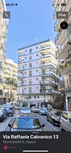 Appartamento in Vendita in Via Raffaele Calvanico a Napoli