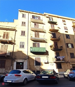 Appartamento in Vendita in Via Salamone Marino Salvatore 41 a Palermo