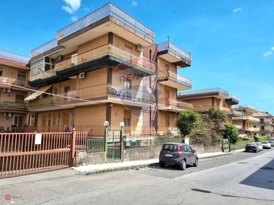 Appartamento in Vendita in Via Salvo D'Acquisto 16 a Aci Catena