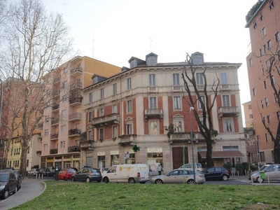 Appartamento piazza Vesuvio 14, Dezza, Milano