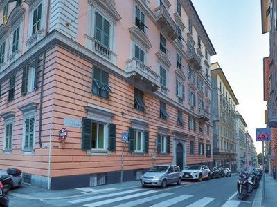 Appartamento - Quadrilocale a Castelletto, Genova