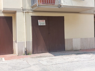 Box/Garage 12mq in vendita a Pisa