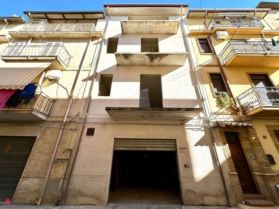 Casa indipendente in Vendita in Via Giuseppe Bonomo a Partinico