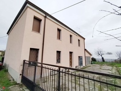 Casa indipendente in Vendita in Via Valle Tomba 7 a Ronco all'Adige