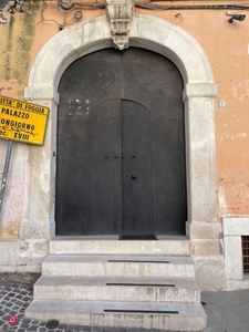 Negozio/Locale commerciale in Vendita in Piazza Purgatorio a Foggia