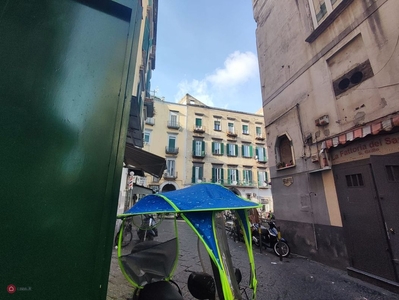 Negozio/Locale commerciale in Vendita in Via Gesù e Maria a Napoli