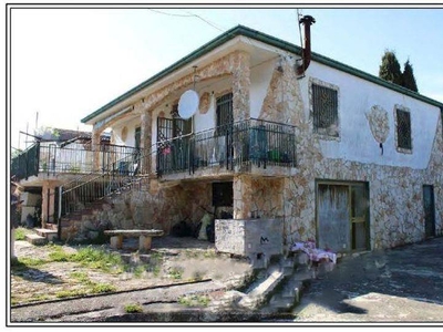 Villa all'asta via Talpullo, Santeramo in Colle