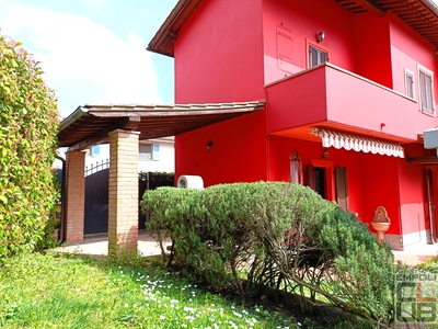 Villa con giardino, Capraia e Limite limite