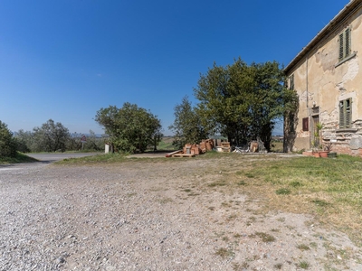 Villa con terrazzo a Cerreto Guidi