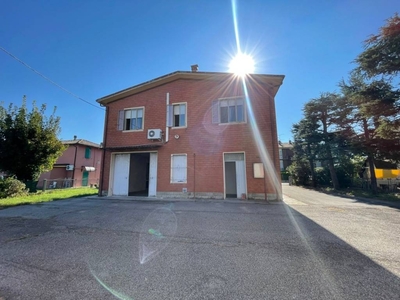 Villa unifamiliare via Bassa Inferiore, 20, Altedo, Malalbergo
