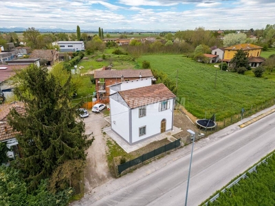 Villa unifamiliare via Canale della Botte 7, Alberino, San Pietro, Molinella