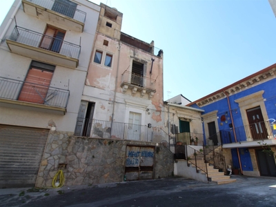 Casa singola in Via Mazzini a Lentini