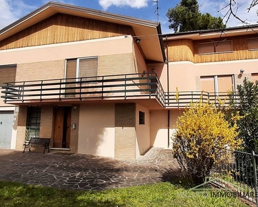villa indipendente in vendita a Corinaldo