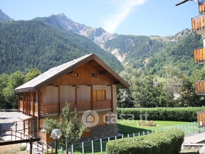 Appartamento in Affitto in SS26dir 150 a Courmayeur