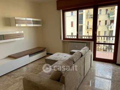 Appartamento in Affitto in Via Luigi Tito Molina 10 a Varese