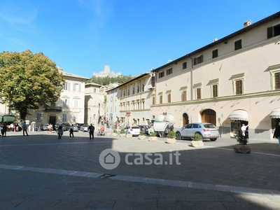 Appartamento in Affitto in Via Santa Chiara 3 a Assisi