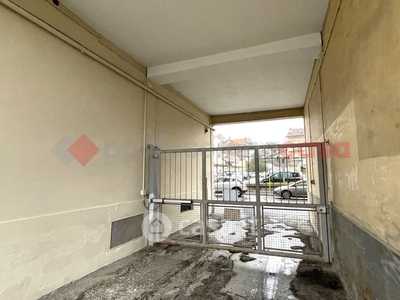 Garage/Posto auto in Affitto in Via Enrico Cravero 48 a Pinerolo