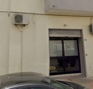 Negozio/Locale commerciale in Vendita in Via Garigliano a Cagliari