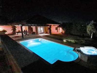 Accogliente casa a Quartu Sant\'elena con piscina privata
