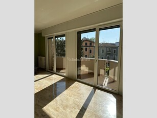 Appartamento in Affitto a Milano, zona CittÃ  Studi - Indipendenza, 3'000€, 195 m²