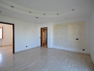 Appartamento in Vendita a Matera, zona Periferia Sud, 235'000€, 125 m²