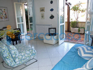 Appartamento Trilocale in ottime condizioni in affitto a Lerici