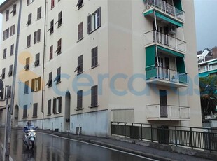 Appartamento Trilocale in vendita in Via Rossetti 26, Genova