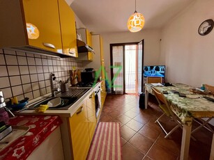 Bilocale in Vendita a Catania, zona Rapisardi, 90'000€, 64 m², arredato