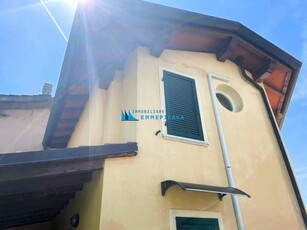 Casa Indipendente in Vendita a Massa, zona Quercioli, 150'000€, 63 m², arredato