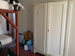 Casa Semi Indipendente in Affitto a Pisa, zona Santa Maria, 200€, 16 m², arredato