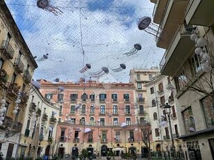 NEGOZIO A SALERNO