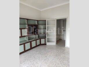 Quadrilocale in Affitto a Catania, 600€, 100 m²
