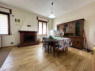 Quadrilocale in Affitto a Chieti, zona Chieti Scalo Zona Madonna delle Piane, 600€, 100 m²