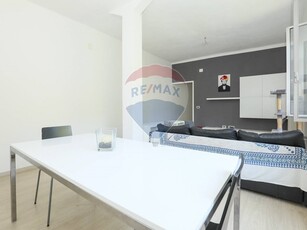 Quadrilocale in Affitto a Genova, zona Sampierdarena, 420€, 98 m²
