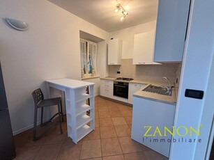 Quadrilocale in Affitto a Gorizia, zona Centro storico, 700€, 68 m², arredato