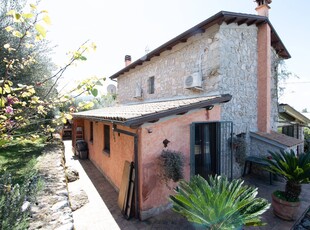 Rustico / casale di 137 mq a Fondi