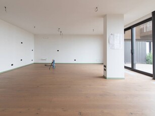 Trilocale in Vendita a Torino, zona Gran Madre - Crimea, 1'200'000€, 144 m²