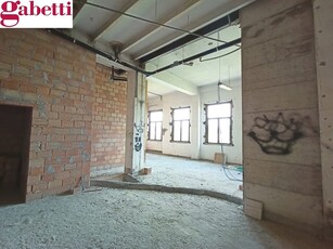 Ufficio in Vendita a Siena, 333'000€, 187 m²