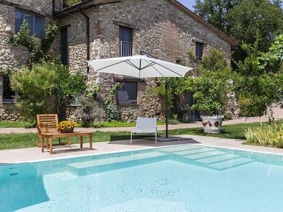 Amelia farmhouse: stone villa with swimming pool and amazing views