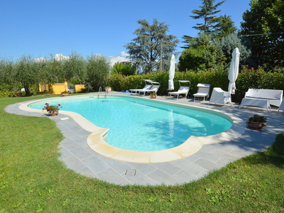 Elegante appartamento a Marsciano Perugia con piscina