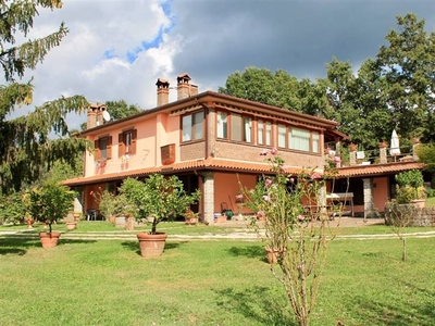 Villa in zona San Martino al Cimino a Viterbo