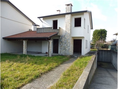 Villa bifamiliare in , Nove (VI)