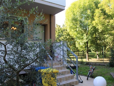 Villa a schiera in ottime condizioni in zona Coriano a Forli'